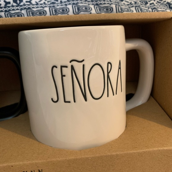 SOLD!! 🚫🚫🚫 - Picture 2 of 4